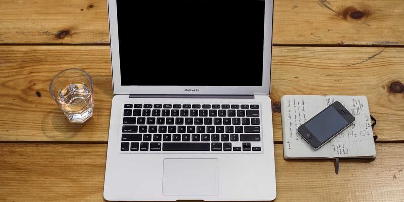 从地下到主流：嘻哈艺术的多元宇宙与文化共振