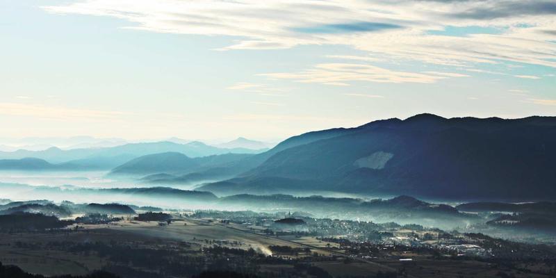 嘻哈33：从地下到主流，解码嘻哈音乐的文化浪潮与艺术革新