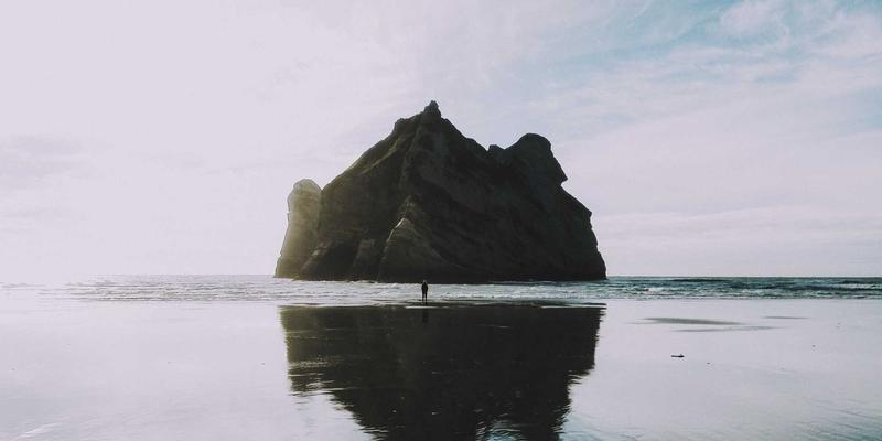 嘻哈文化的根脉：地下嘻哈场景的生存现状与全球化冲击下的坚守